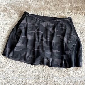 Athleta Match Point Skort Tennis Skirt Golf Hidden Shorts Camo Gray Black: Small